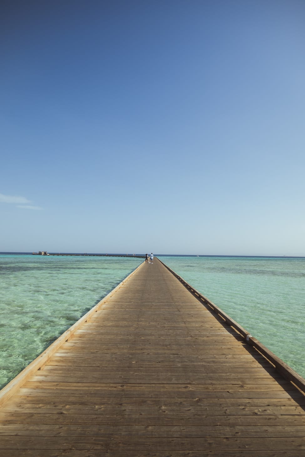 Red Sea vs Mediterranean: 5 Key Factors Guiding Investors in 2026